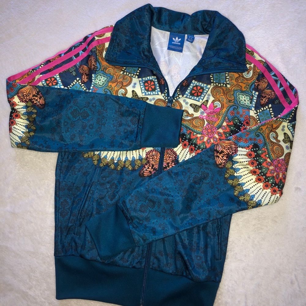 Adidas sweater